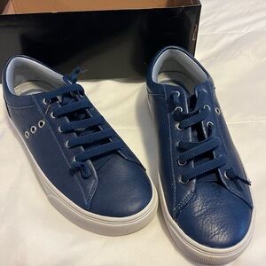 Stylish Blue Leather Sneakers